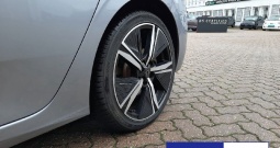 Peugeot 308 GT Hybrid e-EAT8 180 KS, ACC+360+GR. SJEDALA