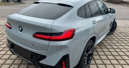 BMW X4 M40d xDrive 340 KS, ACC+HEAD+PANO+360+4xGR. SJED.+HARMAN