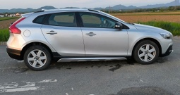 Volvo V40 Cross Country D2 115 KS, REG 05/25 TEM+KLIMA