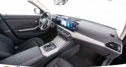 BMW 330e Touring 292 KS, LED+KAM+GR SJED+HEAD +VIRT+TEMP+ASIST