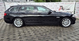 BMW serija 5 520d Touring, Led, Navi, PDC, registriran, 18"