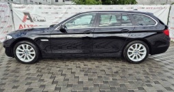 BMW serija 5 520d Touring, Led, Navi, PDC, registriran, 18"