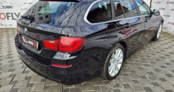 BMW serija 5 520d Touring, Led, Navi, PDC, registriran, 18"