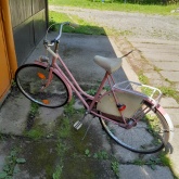 Retro roza ženski bicikl