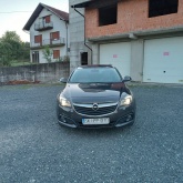 Opel insignia karavan 2, 0 cdti sport 4x4 full oprema-leasing