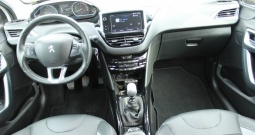 Peugeot 2008 1.2 Puretech ALLURE *NAVIGACIJA*