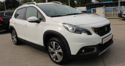 Peugeot 2008 1.2 Puretech ALLURE *NAVIGACIJA*