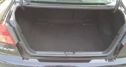 Honda Civic sedan 1.6, reg. do 7/24 + komplet ljetnih guma, direktno od vlasnika