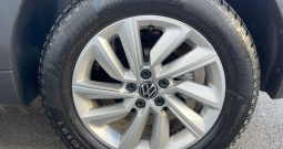 VW T-Cross 1.0 TSI •• kupljen u Hrvatskoj, life paket •• novo ••