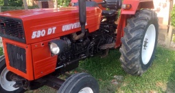 Prodaje se Traktor Univerzal 530 dt 1997.god servo volan