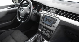 VW Passat Variant 1.4 TSI Comfortline 150 KS, ACC+PDC+GR SJED+MASAŽA+ASIST
