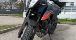 KTM 390 Adventure 2022. g., reg. do 7. mj. 2025., 3335 km, Garažiran