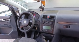 Prodajem Volkswagen TOURAN 2,0 TDI 2006. g.