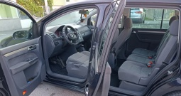 Prodajem Volkswagen TOURAN 2,0 TDI 2006. g.