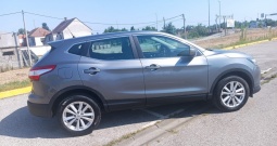 Nissan Qashqai 1.5 dci odličnog stanja sa puno dodarne opreme-kartice-novi model