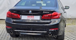 BMW SERIJA 5 520 xDrive