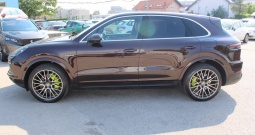 Porsche Cayenne 3.0 V6 E-Hybrid *NAVIGACIJA, LED, KAMERA 360*