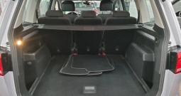 VW Touran 2.0 TDI DSG Comfort 115 KS, LED+KAM+GR SJED+KUKA+ASIST