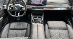 BMW M 760e xDrive 571 KS, ZRAČNI+ACC+360+GR SJED+PANO+HEAD+LED