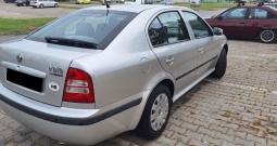 Škoda Octavia 2007. Tour, 1.6 MPI, klima