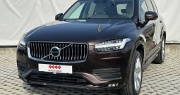 VOLVO XC90 B5 AWD MOMENTUM