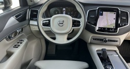 VOLVO XC90 B5 AWD MOMENTUM