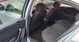 Passat 1.9 TDI Confortline, 2006.g.