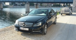 prodajem mercedes C220 CDI avantgarde w 204