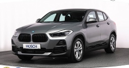 NOVO BMW X2 xDrive 25e Aut. Advantage 220 KS, LED+PDC+TEM +NAVI+ASIST