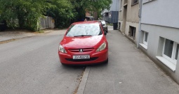 Peugeot 307 2.0 hdi, odlično očuvan, garažiran!