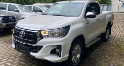 Toyota Hilux 2.4d 4x4 150 KS, KAM+GR SJED+TEM+ASIST