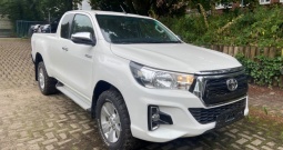 Toyota Hilux 2.4d 4x4 150 KS, KAM+GR SJED+TEM+ASIST