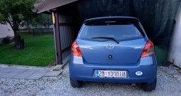 Toyota yaris 1,3 vvti 2007.godina benzin