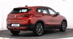 BMW X2 18i sDrive Advantage Plus 136 KS, KAM+LED+TEM+GR SJED+PANO+NAVI+ASIST