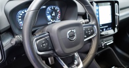 Volvo XC40 1.5 T3 Aut. R-Design 163 KS, TEM+KAM+LED+GR SJED+PANO+NAVI+VIRT+AS...