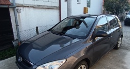 Hyundai i30 plin reg do 11 mjeseca 155000 km