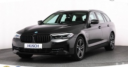 BMW 530e xDrive Steptronic Touring 292 KS, LED+KAM+VIRT+GR SJED+KUKA+TEM+ASIST