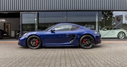 Porsche 718 Cayman GTS 4.0 PDK 400 KS, KAM+GR SJED+CHRONO