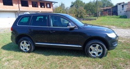 Touareg 2.5 TDI 4X reg god. dana, kuka, krovni nosači, gume nove samo 167000 km