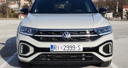 VW T-Roc R-Line 2,0 TDI DSG—IQ MATRIX