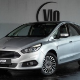 Ford S-Max 2.0 EcoBlue 140 kW AWD Titanium