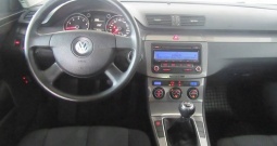 Passat 1.6 + plin