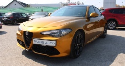 Alfa Romeo Giulia 2.0 TURBO Q4 GT Junior Limited Edition *PANORAMA, NAVI,LED,...