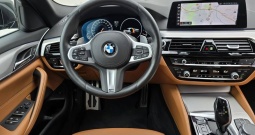 BMW SERIJA 5 530d xDrive M