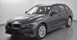 BMW 330e xDrive Touring Aut. Advantage 292 KS, ACC+NAVI+GR SJED+VIRT+ASIST