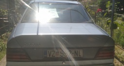 Mercedes-Benz 200 D, W 124, 2, 5-dobro stanje