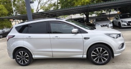 Ford Kuga 2WD 1,5 TDCi ST-Line