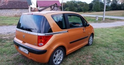 Peugeot 1007 1.4 hdi oličan-registriran-kartice-kao nov