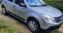 Dacia Sandero 1.5 dci, 2011 god, reg. 09. 2024