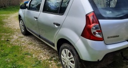 Dacia Sandero 1.5 dci, 2011 god, reg. 09. 2024